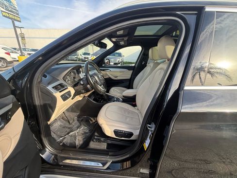 Used 2018 BMW X1 sDrive28i image 11