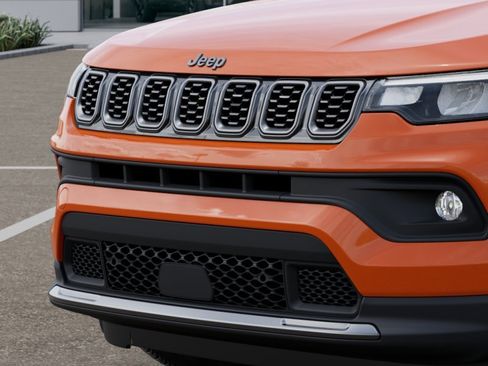 New 2026 Jeep Compass Latitude image 11
