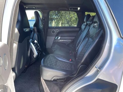 Used 2019 Land Rover Range Rover Sport SVR image 18