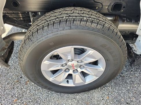 New 2026 GMC Sierra 1500 Pro w/ Pro Value Package image 19