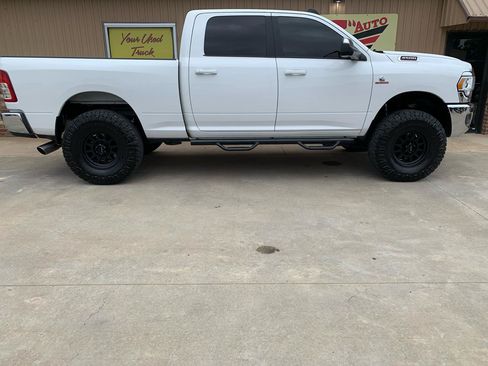 Used 2021 RAM 2500 Big Horn w/ Level 1 Equipment Group AWD/4WD image 6