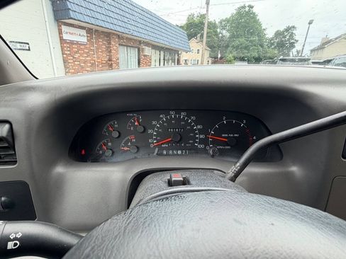 Used 1999 Ford F250 XL RWD image 7