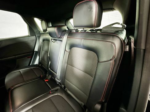 Used 2023 Ford Escape ST-Line image 22