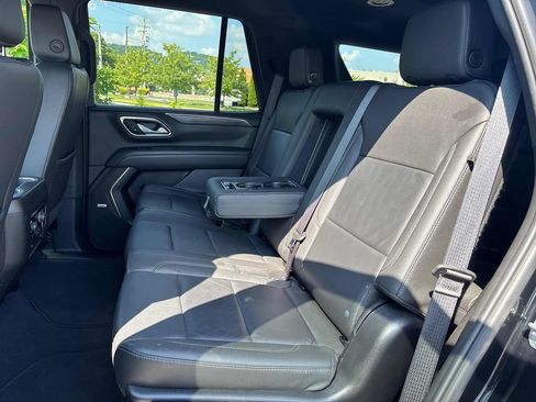 Used 2024 Chevrolet Tahoe LT AWD/4WD image 24