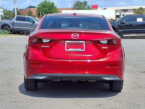 Used 2016 MAZDA MAZDA3 i Touring w/ Popular Equipment Package image 6