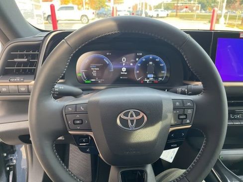 New 2026 Toyota Crown XLE image 17