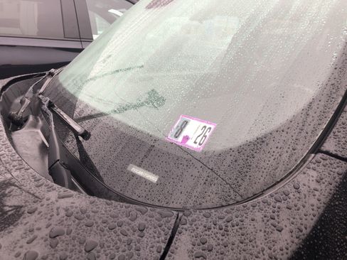 Used 2016 Jeep Renegade Latitude w/ Cold Weather Group image 3