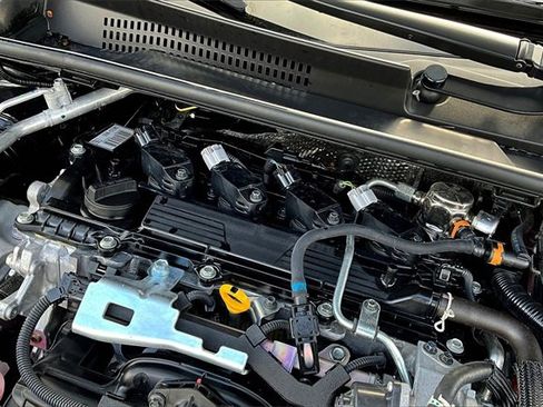 Used 2024 Toyota Prius XLE image 27