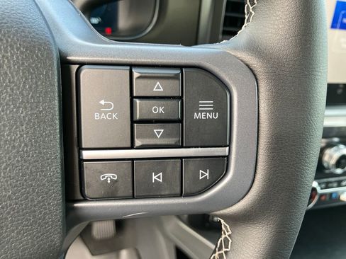 New 2026 Ford F250 Lariat w/ Black Appearance Package image 18