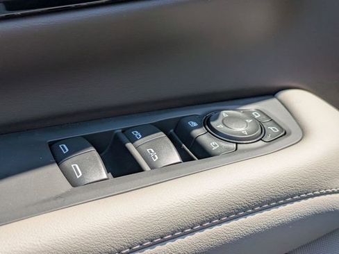 New 2026 Chevrolet Suburban LT w/ Comfort Package AWD/4WD image 9