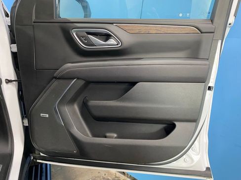 Used 2024 Chevrolet Tahoe Premier w/ Premium Package image 56