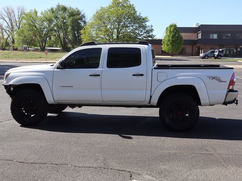 Used 2010 Toyota Tacoma 4x4 Double Cab image 9