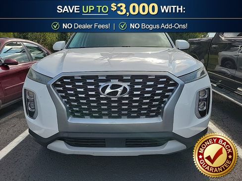 Used 2020 Hyundai Palisade SE FWD image 2