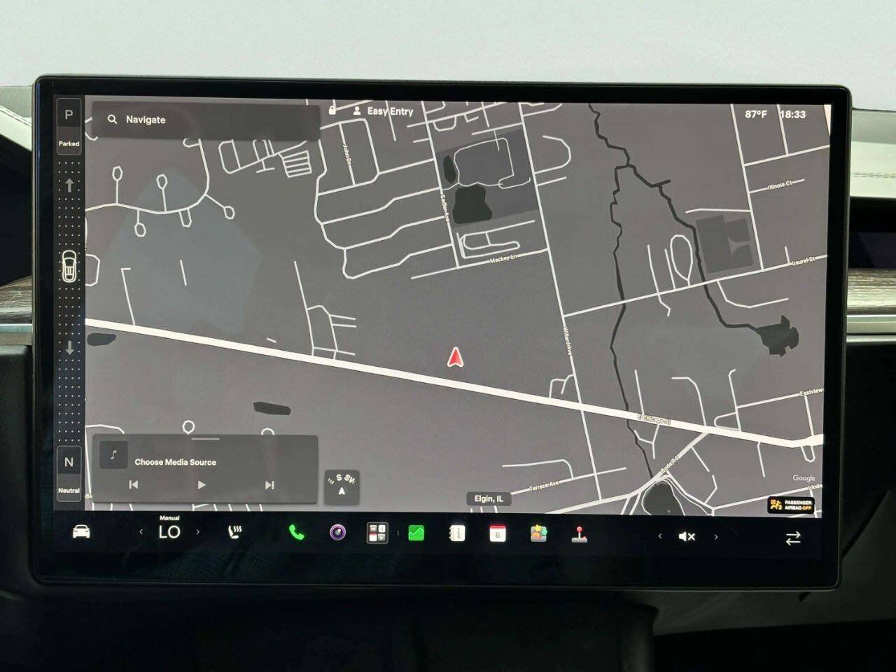 Used 2022 Tesla Model X AWD/4WD image 32