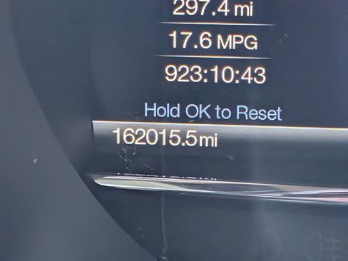 Used 2015 Lincoln Navigator L 4WD image 21