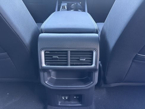 New 2026 Volkswagen Atlas Cross Sport SE AWD/4WD image 27