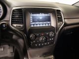 Used 2021 Jeep Grand Cherokee Laredo image 5
