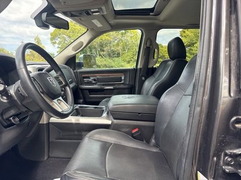 Used 2017 RAM 3500 Laramie image 16