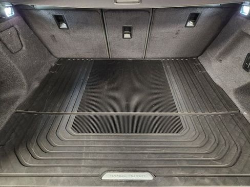 New 2026 Land Rover Range Rover Sport SE image 32