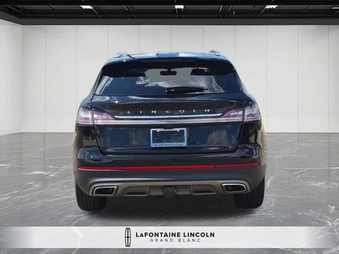 Used 2023 Lincoln Nautilus Reserve w/ Monochromatic Package AWD/4WD image 4