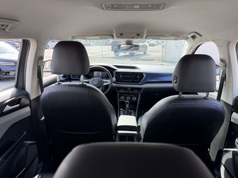 Used 2023 Volkswagen Taos SE image 18