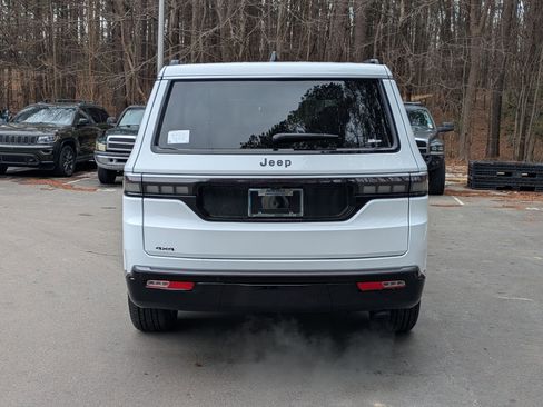 New 2026 Jeep Grand Wagoneer 4WD w/ Premium Group I image 6