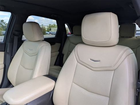 Used 2019 Cadillac XT5 Luxury image 7