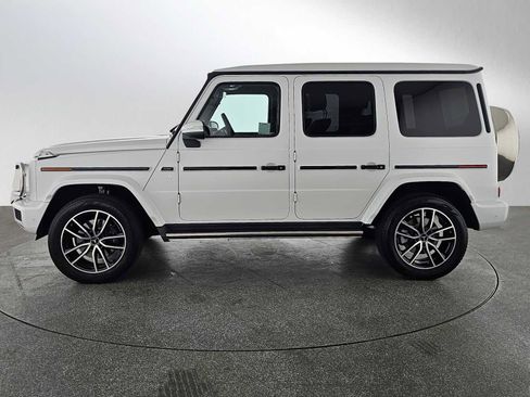 Used 2024 Mercedes-Benz G 550 image 6
