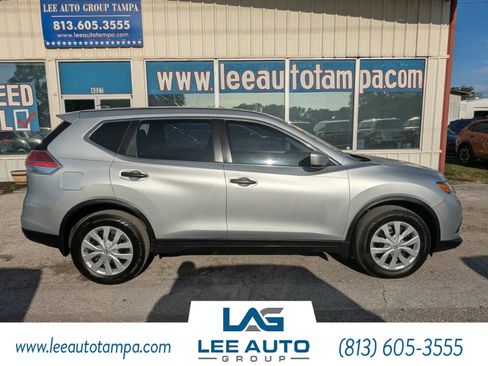 Used 2016 Nissan Rogue S image 3