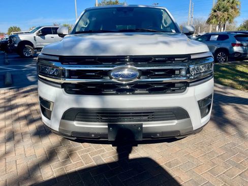 Used 2024 Ford Expedition Max Limited image 8