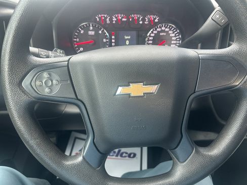 Used 2018 Chevrolet Silverado 2500 W/T w/ WT Convenience Package AWD/4WD image 12