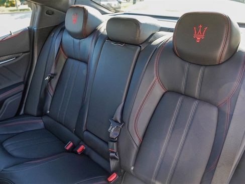 Certified 2024 Maserati Ghibli Modena Q4 image 33