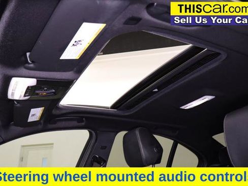 Used 2017 BMW 330i Sedan image 22