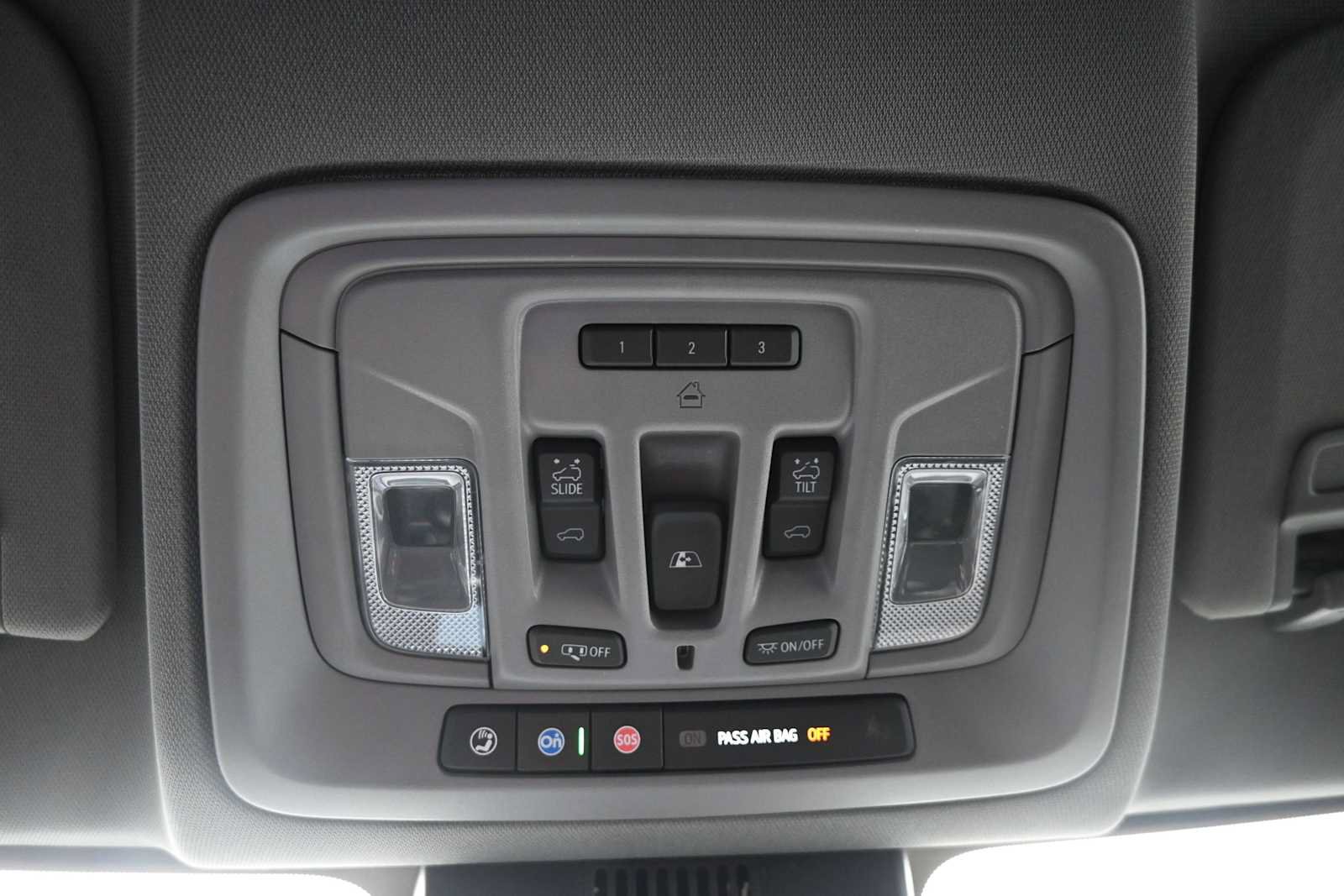 Used 2025 GMC Sierra 1500 Denali w/ Denali Reserve Package AWD/4WD image 27