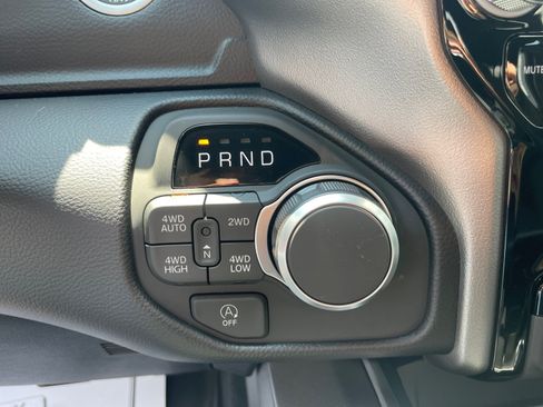 New 2026 RAM 1500 Big Horn AWD/4WD image 31