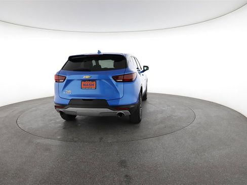 Used 2025 Chevrolet Blazer LT image 11