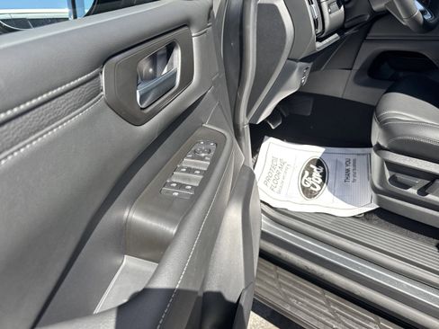 New 2026 Nissan Armada SV AWD/4WD image 9