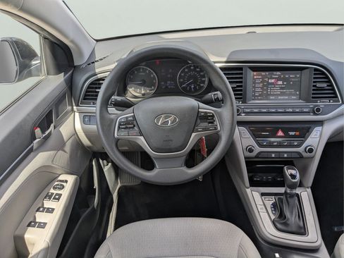 Used 2017 Hyundai Elantra SE FWD image 15