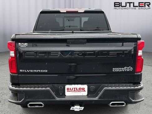 Used 2020 Chevrolet Silverado 1500 High Country w/ Z71 Off-Road Package AWD/4WD image 5