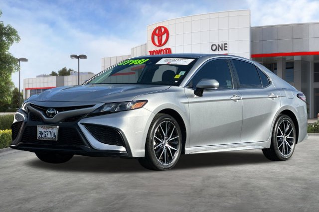 Certified 2024 Toyota Camry SE FWD image 10