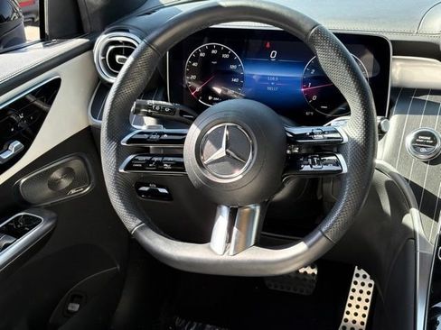 Certified 2023 Mercedes-Benz GLC 300 4MATIC image 23
