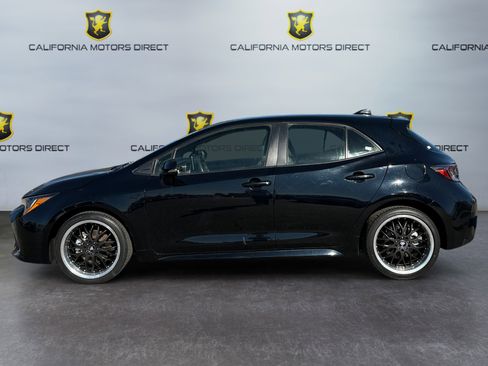 Used 2020 Toyota Corolla SE image 2