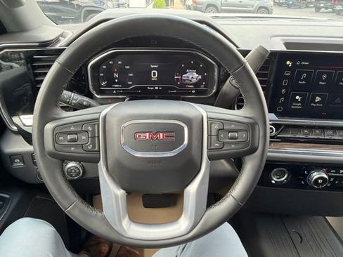 Used 2024 GMC Sierra 1500 Elevation AWD/4WD image 25