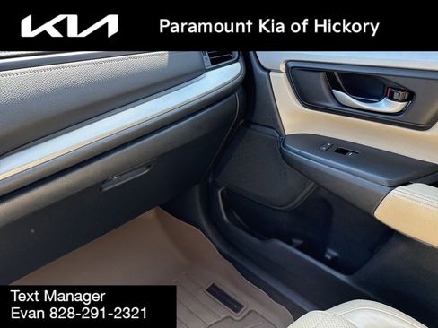 Used 2017 Honda CR-V LX image 28