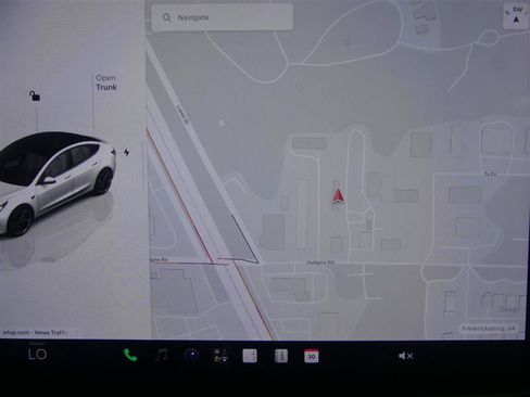 Used 2023 Tesla Model 3 Standard Range RWD image 11