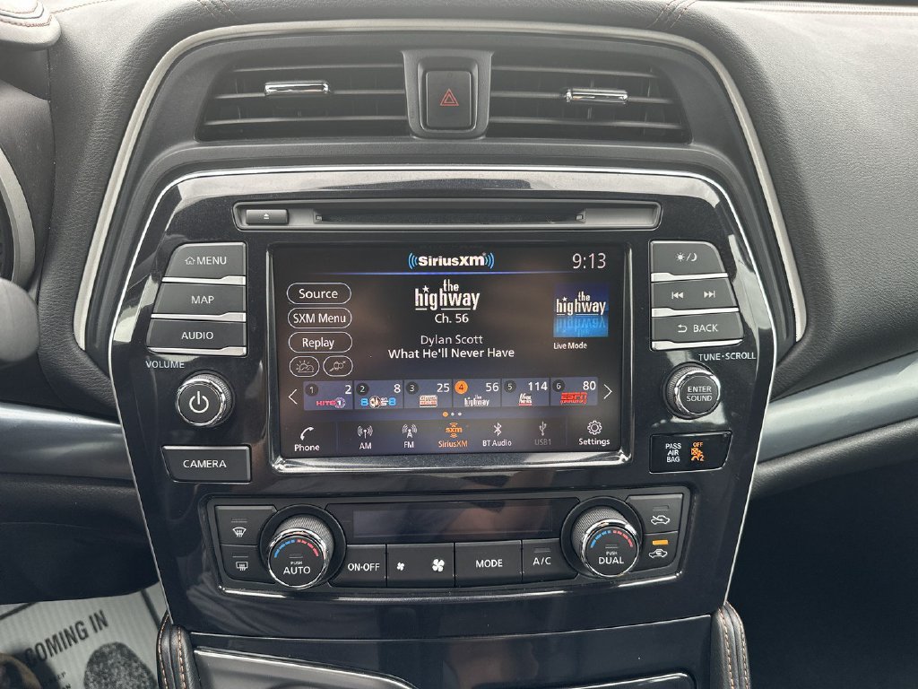 Used 2023 Nissan Maxima SR w/ Sport Mat Group FWD image 21