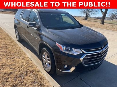 Used 2020 Chevrolet Traverse LT