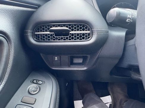 Used 2024 Honda HR-V EX-L image 21