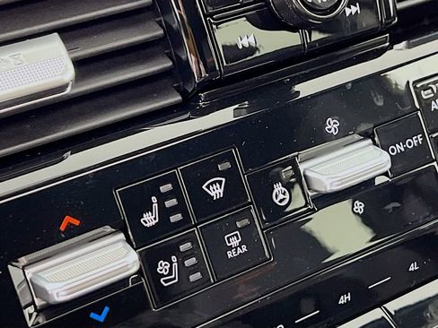 New 2026 Nissan Armada PRO-4X AWD/4WD image 19