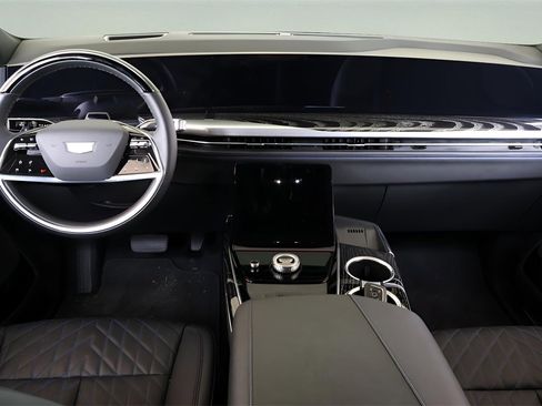 Used 2025 Cadillac Escalade IQ Luxury 1 image 16
